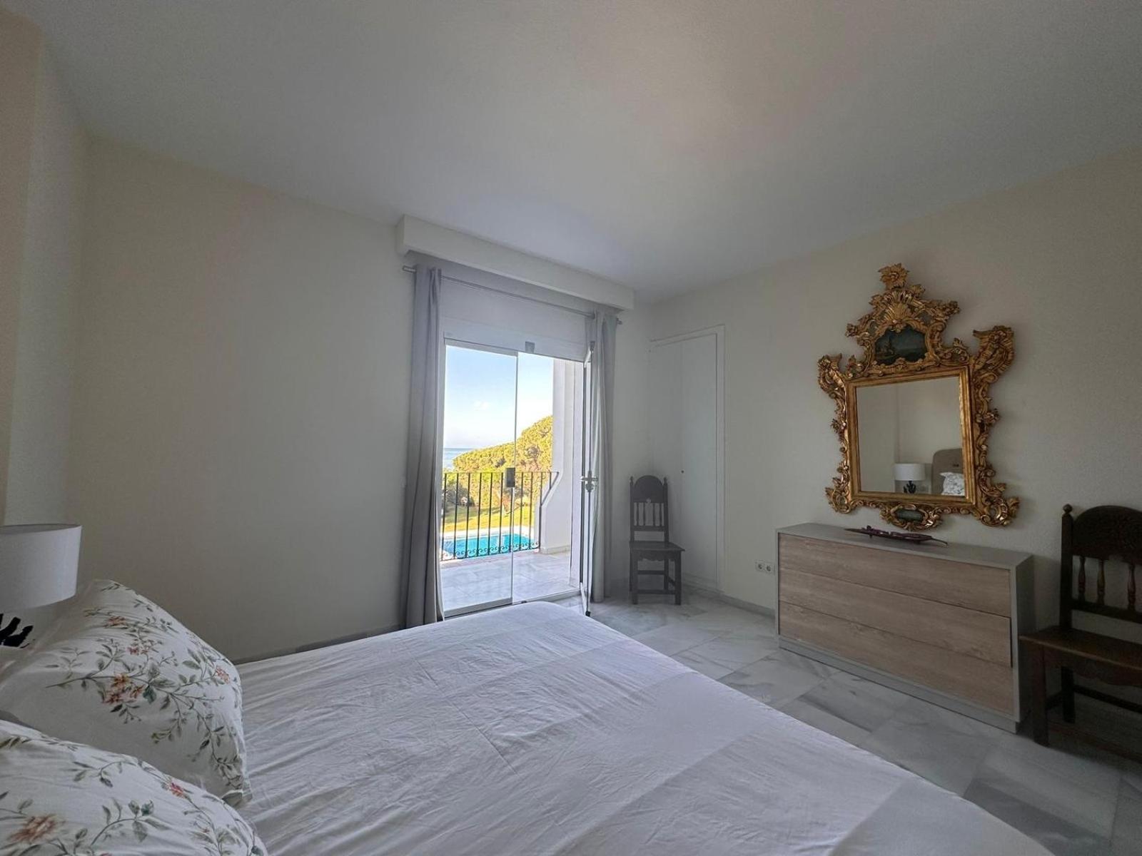 Ferienwohnung Cabopino N Marbella Exterior foto