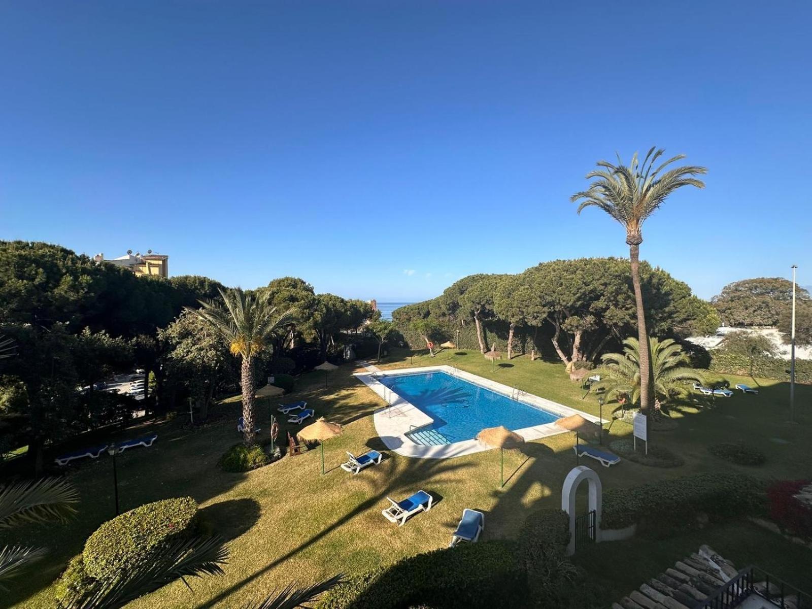 Ferienwohnung Cabopino N Marbella Exterior foto